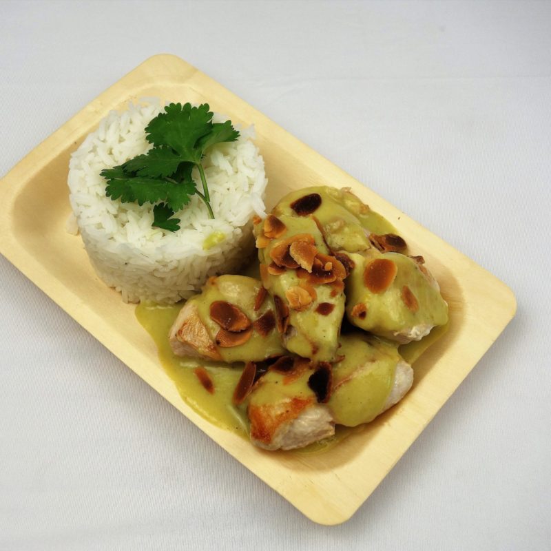 Curry de volaille au lait de coco (la part)