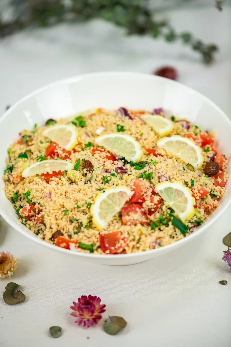 Salade de taboulé à la menthe et légumes à partager – Image 2
