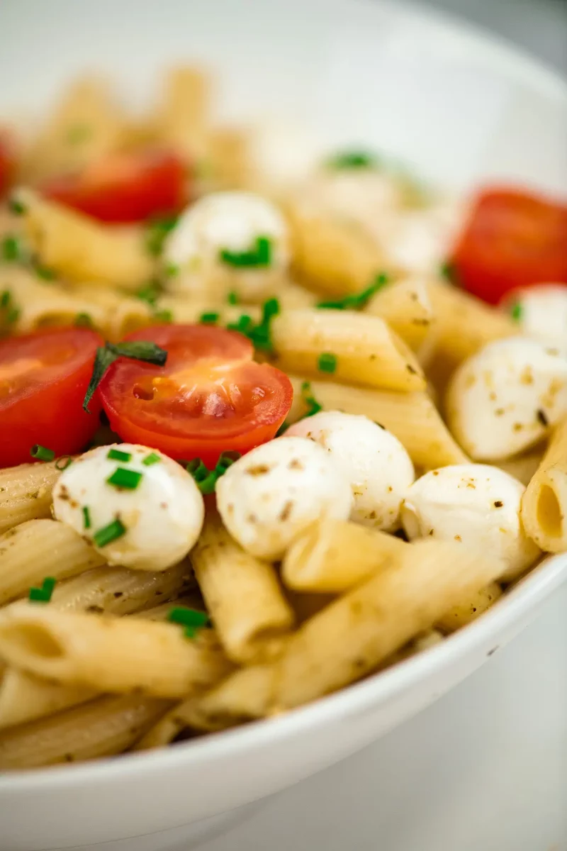 Salade de penne au pesto à partager – Image 4