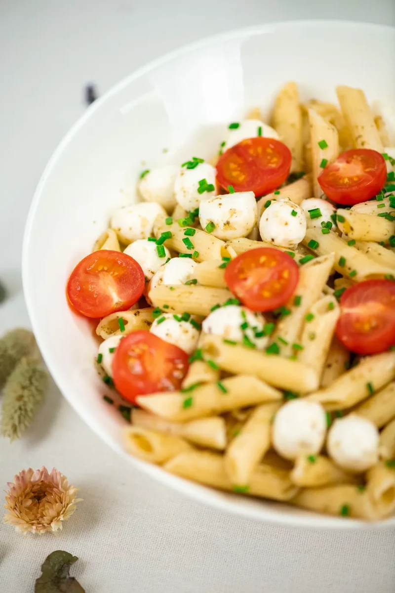 Salade de penne au pesto à partager – Image 3
