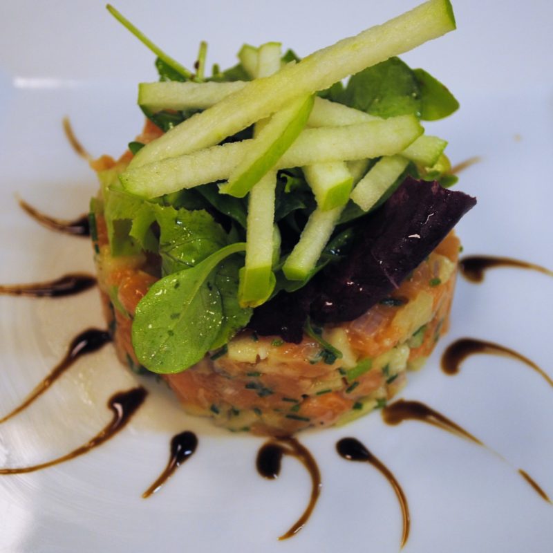 Tartare de saumon (la part)